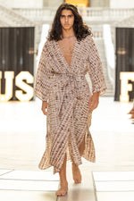Load image into Gallery viewer, Hand dyed Kimono, sustainable, Natural clothing, Hand-dyed kimono
