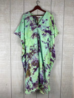 Load image into Gallery viewer, Green Cotton Kaftan Dress | Plus Size Boho Tie-Dye Lounge &amp; Beachwear

