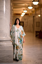 Load image into Gallery viewer, Tie Dye Plus Size Kaftan Dress | Oversized Luxury Vacation &amp; Fall Style Outfit

