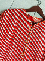 Load image into Gallery viewer, Boho Quilted Patchwork Jacket, Cotton kantha Jacket, Vintage Black Cotton Quilted Jacket, Reversible Women&#39;s Boho Coat, sustainable Gift (Copy)
