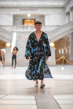 Load image into Gallery viewer, Blue- black robe for Men!
