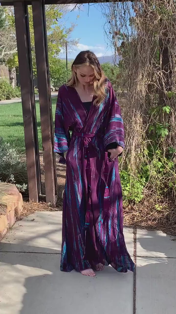 Tie dye kaftan kimono with pockets great summer caftan for loungewear perfect beach cover up