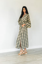 Load image into Gallery viewer, Plaid Cotton Robe, Women Kimono Robe, Duster Cardigan, Robe With Pockets, Chequered Robe, Plus Size Clothing, Duster Robe, Long Kaftan Robe
