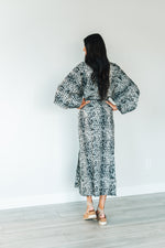 Load image into Gallery viewer, snakeskin Cotton Robe, Women Kimono Robe, Duster Cardigan, Robe With Pockets, brown Robe, Plus Size Clothing, Duster Robe, Long Kaftan Robe
