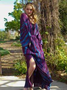 Tie dye kaftan kimono with pockets great summer caftan for loungewear perfect beach cover up