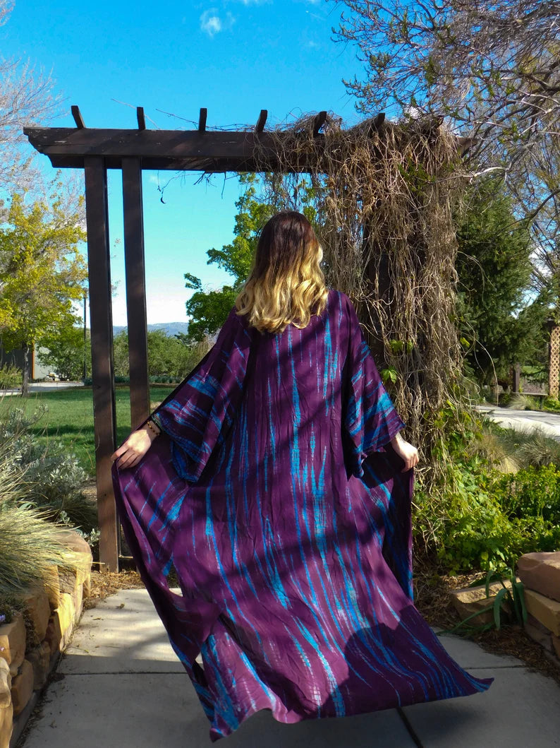 Tie dye kaftan kimono with pockets great summer caftan for loungewear perfect beach cover up
