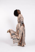 Load image into Gallery viewer, Hand Tie Dyed Kimono, Tie Dye Kimono, House Lounge Kaftan, Kaftan for Women
