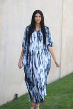 Load image into Gallery viewer, Tie Dyed Kaftan, Shibori Dress, Caftan Abaya Dress, Plus Size Kaftan
