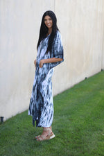 Load image into Gallery viewer, Tie Dyed Kaftan, Shibori Dress, Caftan Abaya Dress, Plus Size Kaftan
