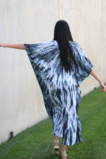Load image into Gallery viewer, Tie Dyed Kaftan, Shibori Dress, Caftan Abaya Dress, Plus Size Kaftan
