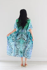 Load image into Gallery viewer, Kaftan Print Dress, Oriental Kaftan Dress, African Kaftan, Ethnic Kaftan Dress
