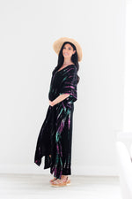 Load image into Gallery viewer, Tie Dyed Abaya Kaftan, Long Kaftan for women, Plus Size Abaya Dress, Kaftan for Women
